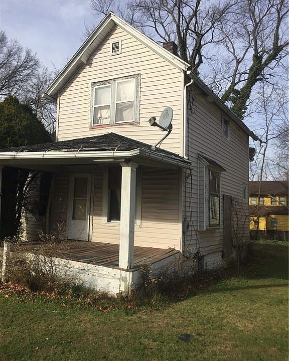 2nd image of 907 Work Dr