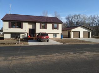 1200 Woodland St, Spooner, WI 54801