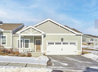 29 Clearview Ter #29, Millbury, MA 01527