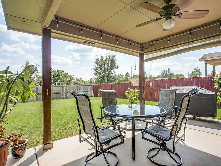 10333 Bradshaw Dr — Photo 17