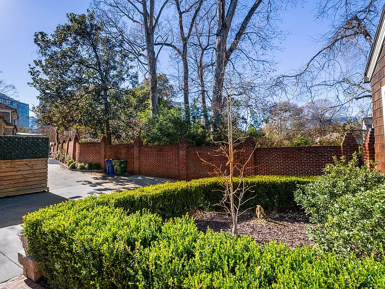 63 Beverly Rd NE #GUEST HOUSE — Photo 48