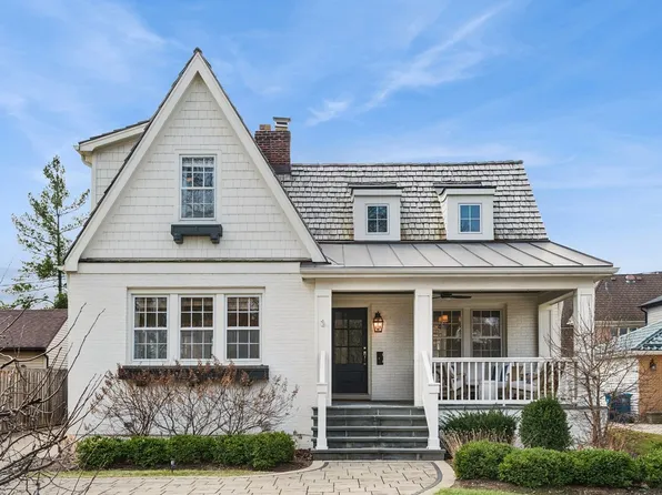 240 W Saint Charles Rd, Elmhurst, IL 60126