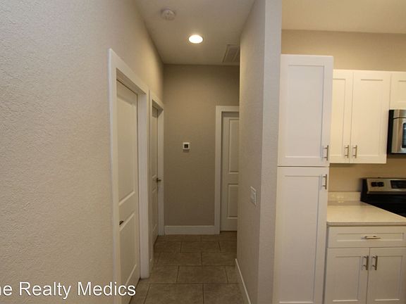 4th image of 247 Hibiscus Ln