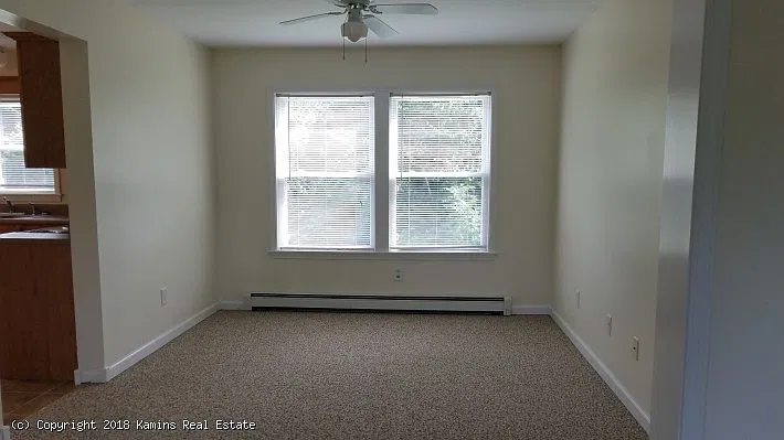 4 bed, 2.5 bath, 2080 sqft, $2,425 — Photo 3