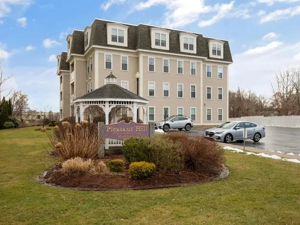 48 Denver St Unit 104, Saugus, MA 01906