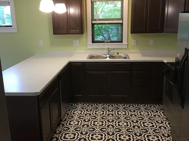 106 N Blount St #2 — Photo 1