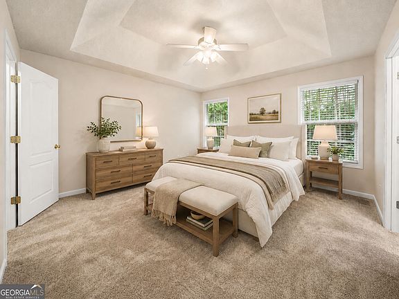 4th image of 63 Hickory View Ln