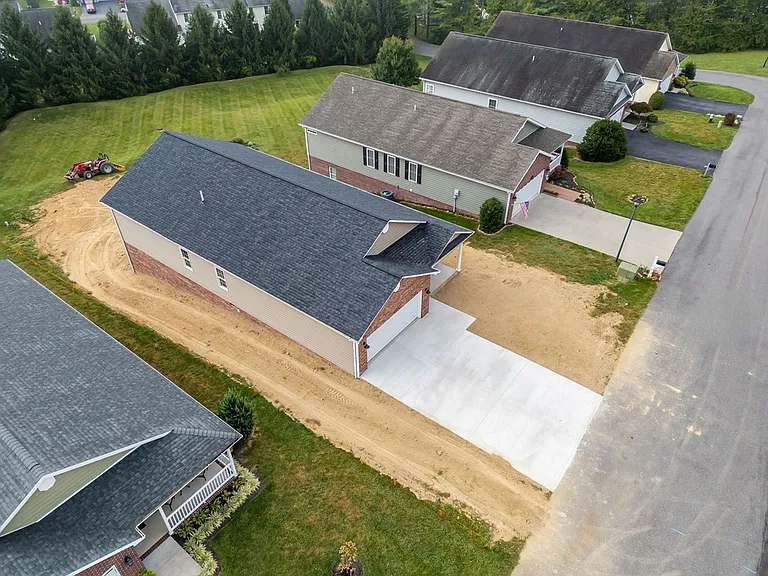 235 College Park Dr — Photo 49