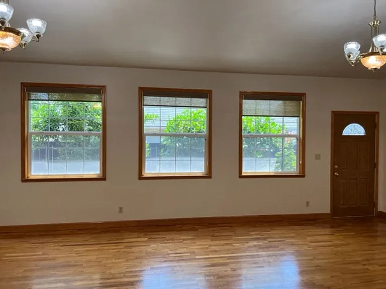 3515 California Ave — Photo 8