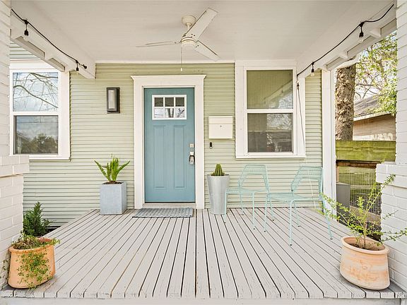 4th image of 4210 Rusk St