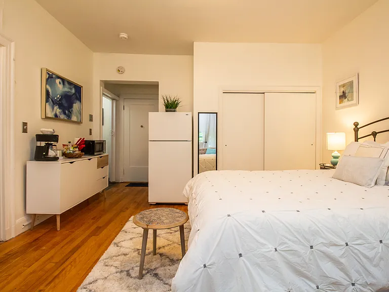1253 Beacon St #C4 — Photo 6