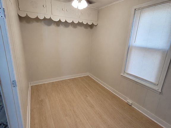 5th image of 172 Paine St #1F