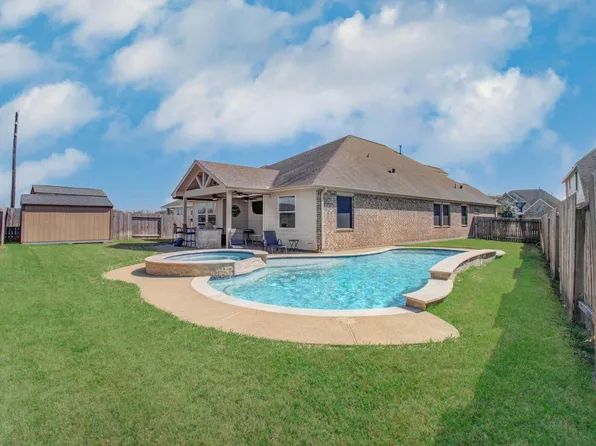 4815 Manila Bay Cir, Baytown, TX 77523