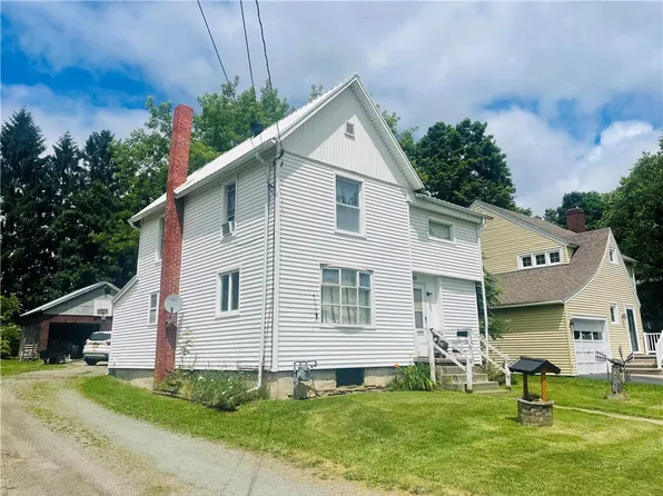40 Maine St, Bath, NY 14810
