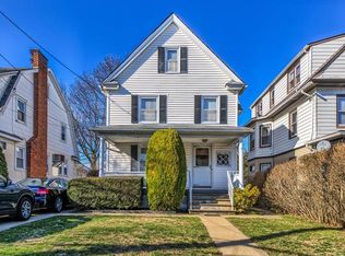 27 Colonial Pl, New Rochelle, NY 10801