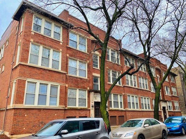 6744 N Lakewood Ave #2A