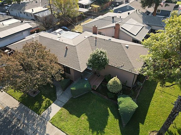 3rd image of 1001 Hemlock St