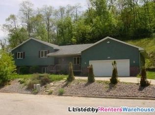 38 Hillsdale Ct, Winona, MN 55987