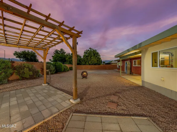 7411 E Calle Merida, Tucson, AZ 85710