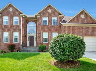 11817 Tregiovo Pl, Fort Washington, MD 20744