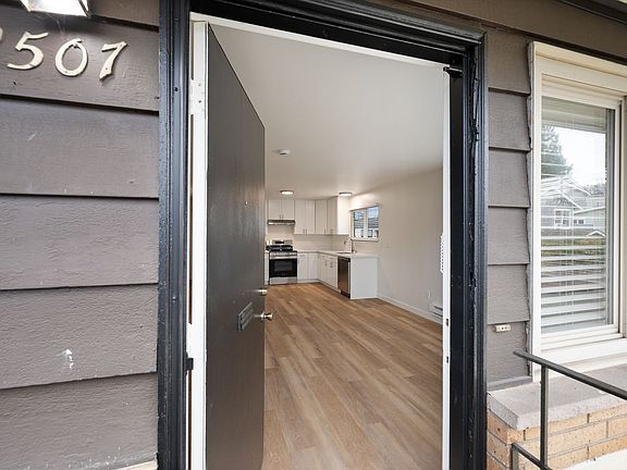 5th image of 2501 NW 85th St #2507