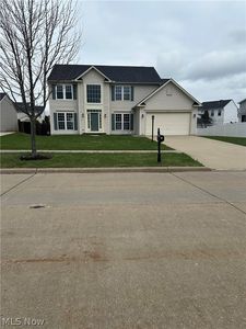 82 Stonesthrow Dr, Berea, OH, 44017