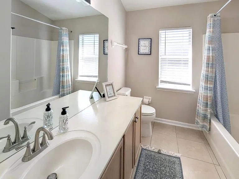12985 Harborton Dr — Photo 16