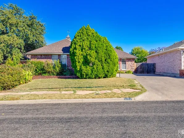 1212 Dorchester Dr, San Angelo, TX 76901
