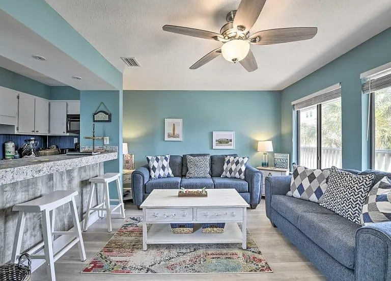 6829 Thomas Dr — Photo 3