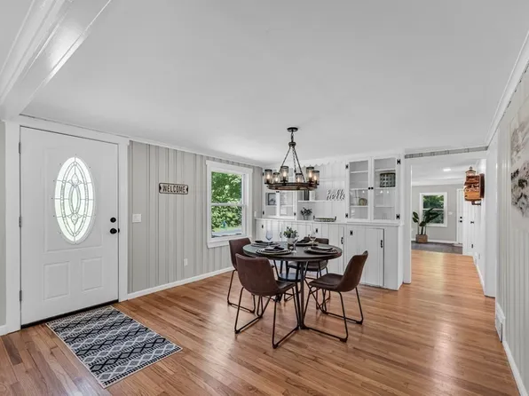 77 Carmody Rd, Hampden, MA 01036