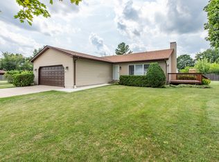 140 Russell Ave, Winthrop Harbor, IL