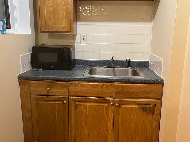 65 Burbank St #3 — Photo 5