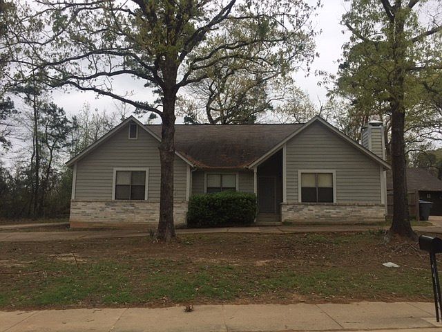 1st image of 803 Whitehouse Dr