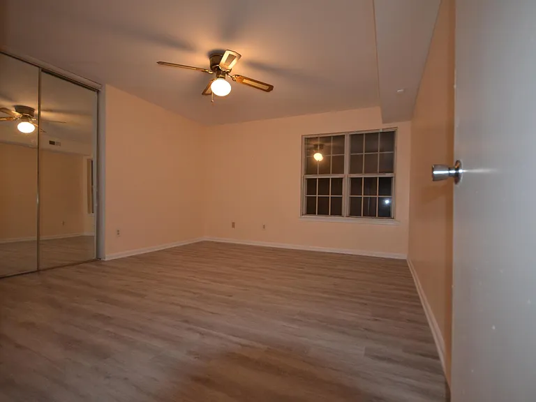 4085 Weeping Willow Ct — Photo 14