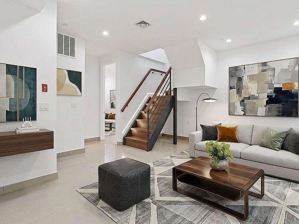 1st image of 753 Lexington Ave APT 1D