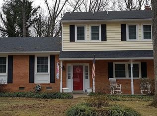 1951 Greenfield Dr, North Chesterfield, VA 23235