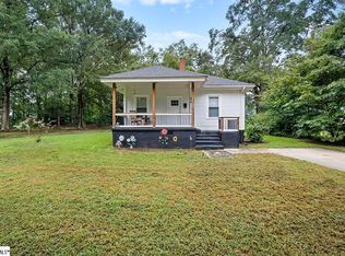 610 Swygert St, Laurens, SC 29360