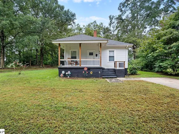 610 Swygert St, Laurens, SC 29360