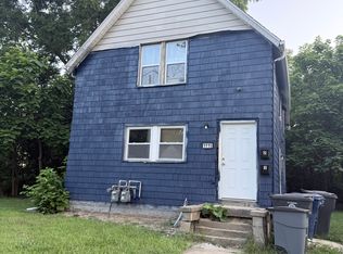 1115 Lyon St, Flint, MI 48503