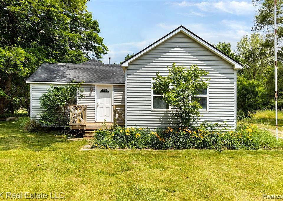 35835 31 Mile Rd, Lenox, MI 48050 Zillow