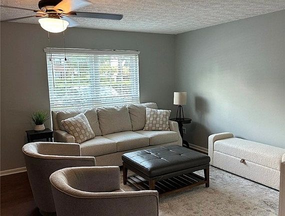 2nd image of 84 Knollwood Lane