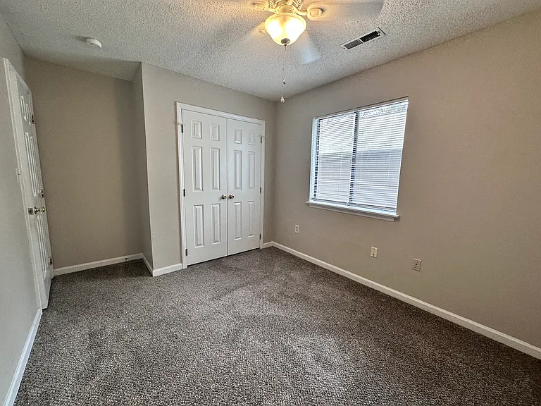 6536 Valene Ct — Photo 29