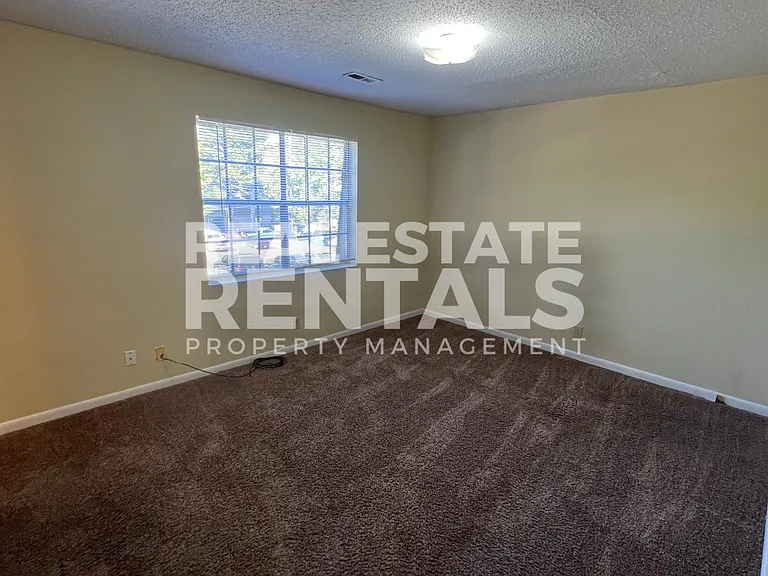 503-524 Newman Ln #&-1715-1723 — Photo 8