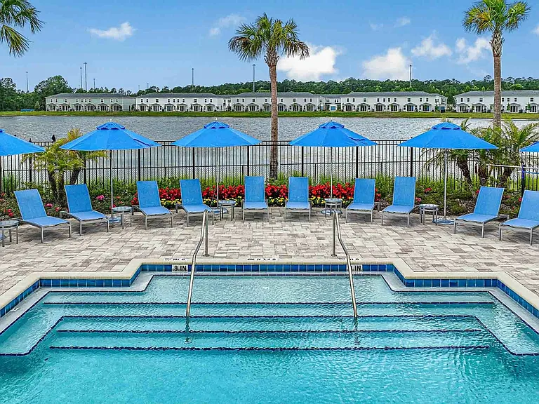 Avenues Walk Amenities-12