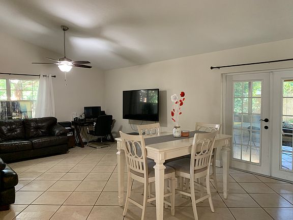 2nd image of 1625 Excalibur Dr
