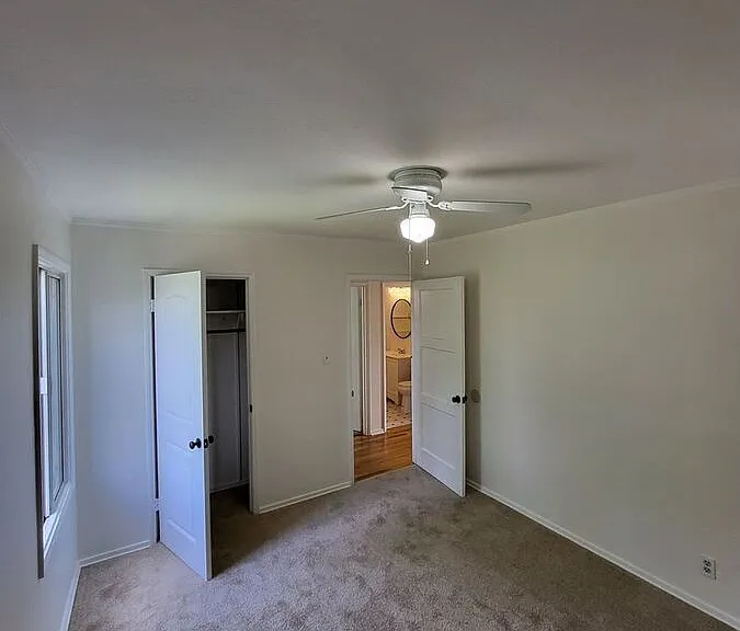 555 W Whittier Ave — Photo 29