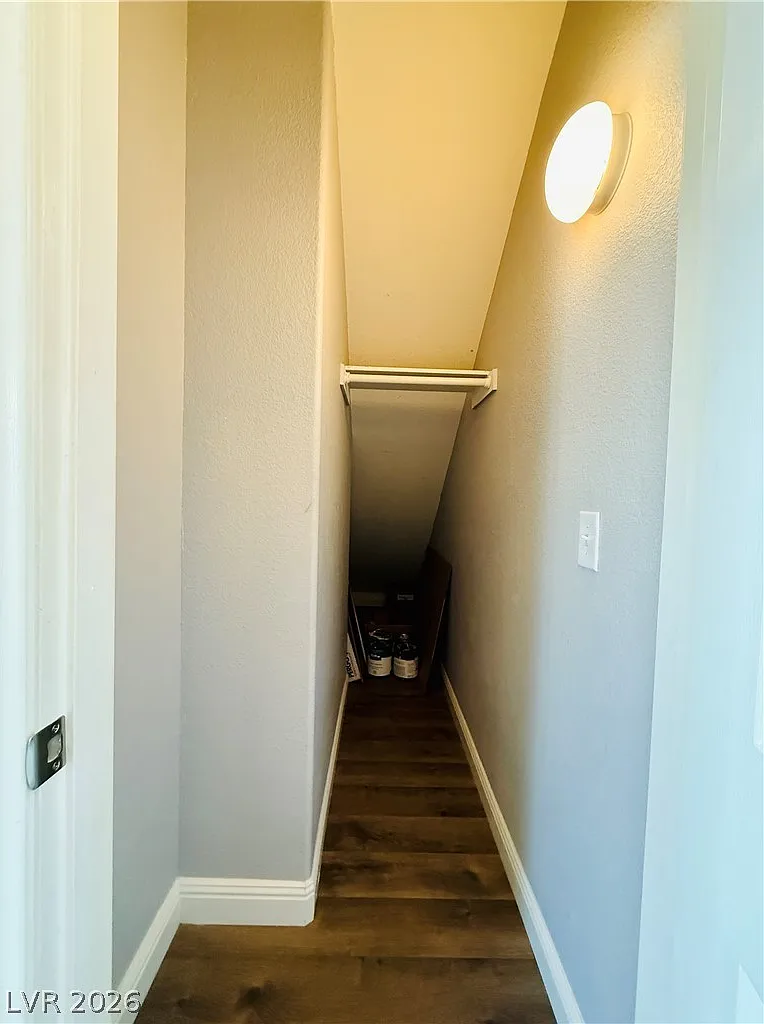 2 bed, 2.5 bath, 1304 sqft, $1,750 — Photo 4