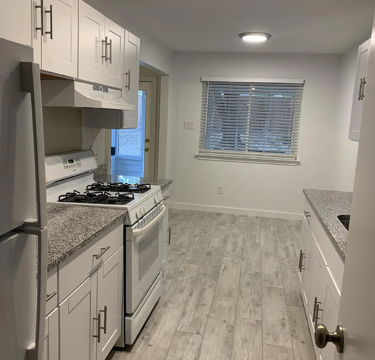 3 bed, 2.0 bath, 1178 sqft, $2,250 — Photo 1