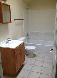 3rd image of 1825 Gladys Dr APT 16