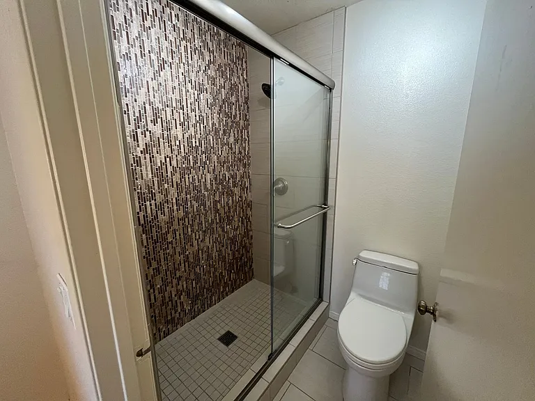 3108 Old Bridgeport Way — Photo 23